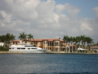 Lauderdale Mansion